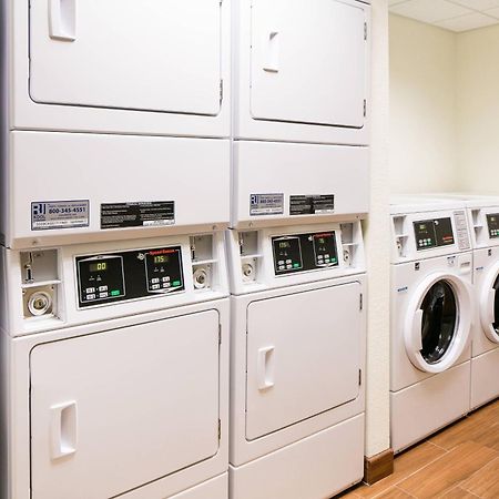 Towneplace Suites By Marriott Kansas City Airport Dış mekan fotoğraf