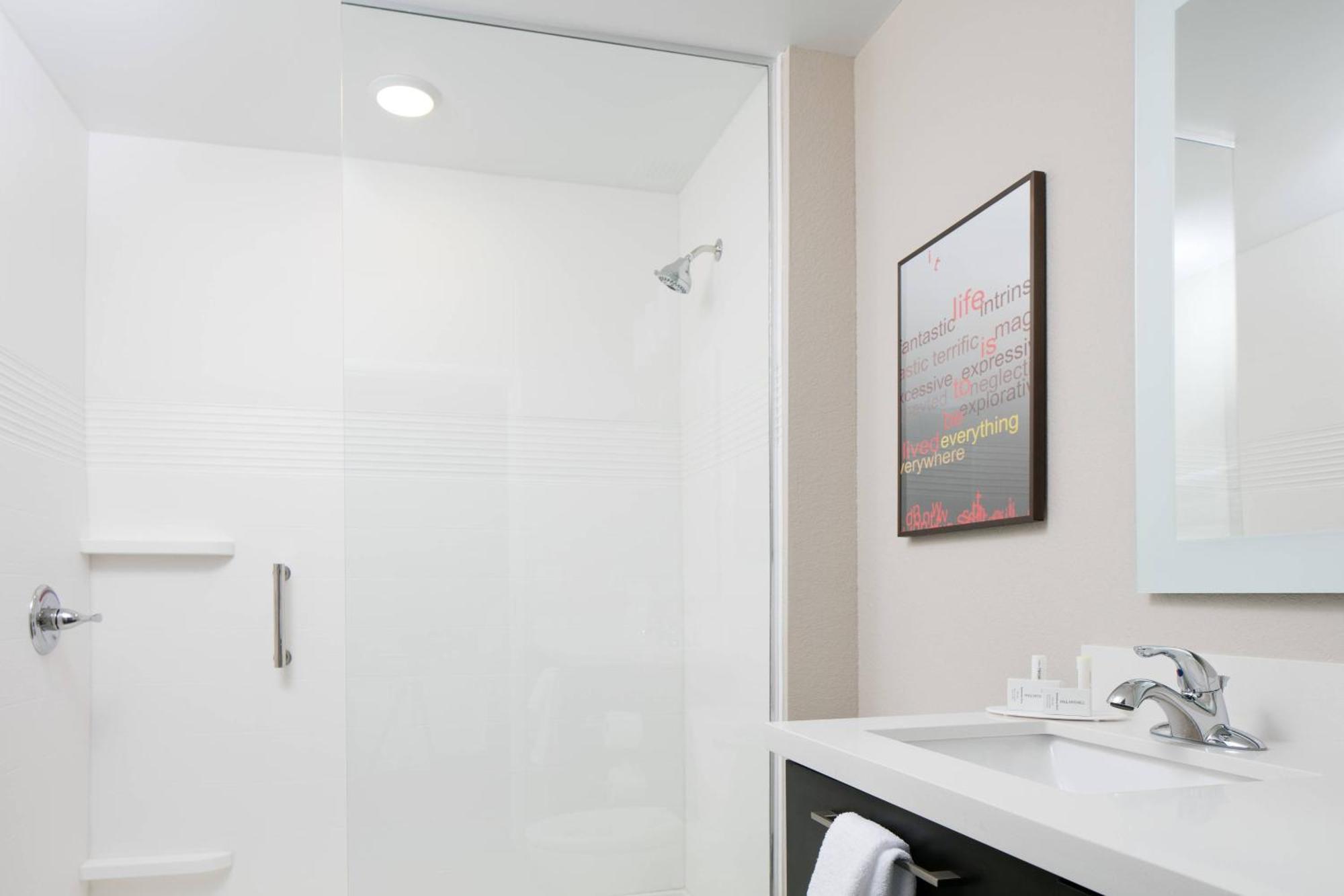 Towneplace Suites By Marriott Kansas City Airport Dış mekan fotoğraf