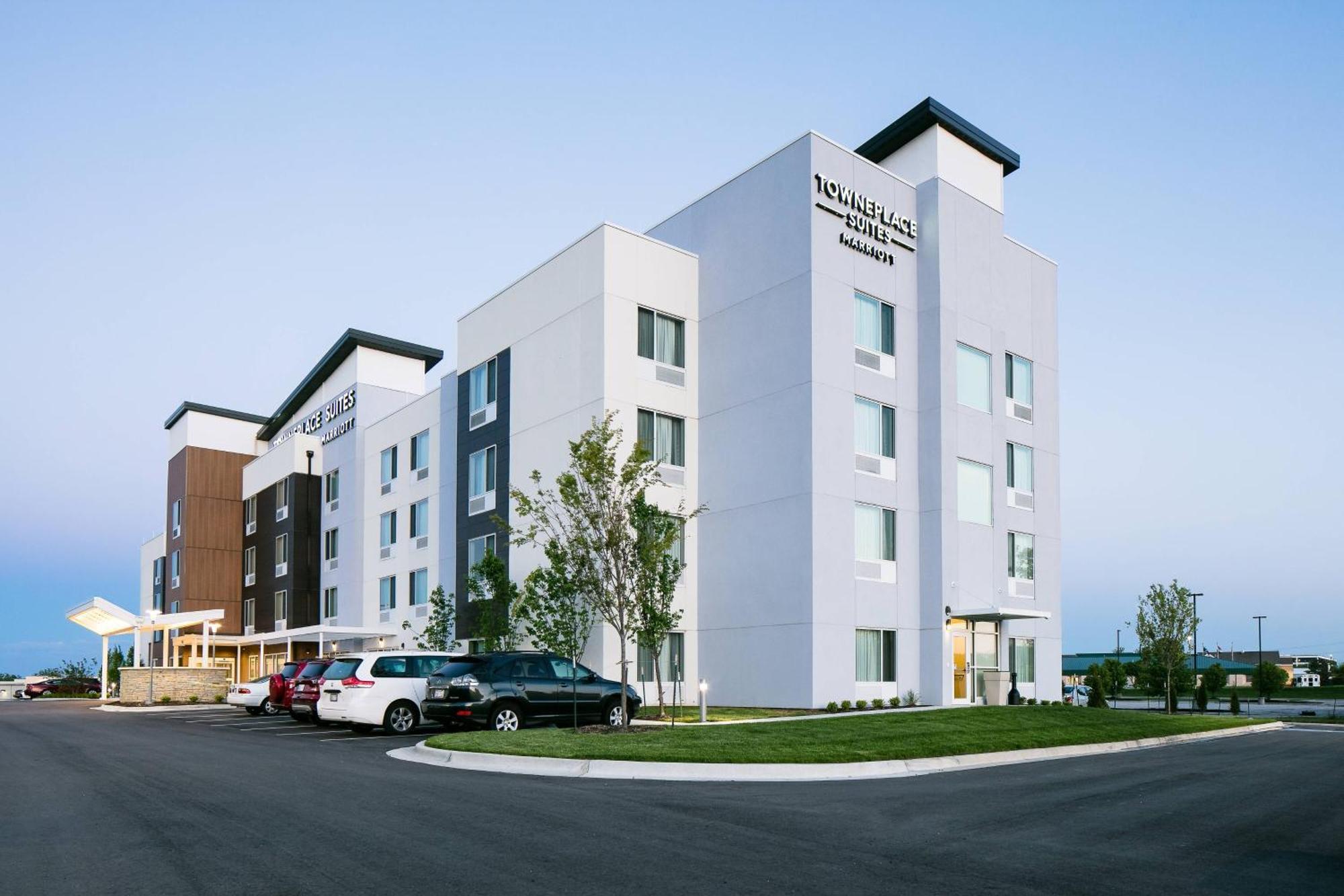 Towneplace Suites By Marriott Kansas City Airport Dış mekan fotoğraf