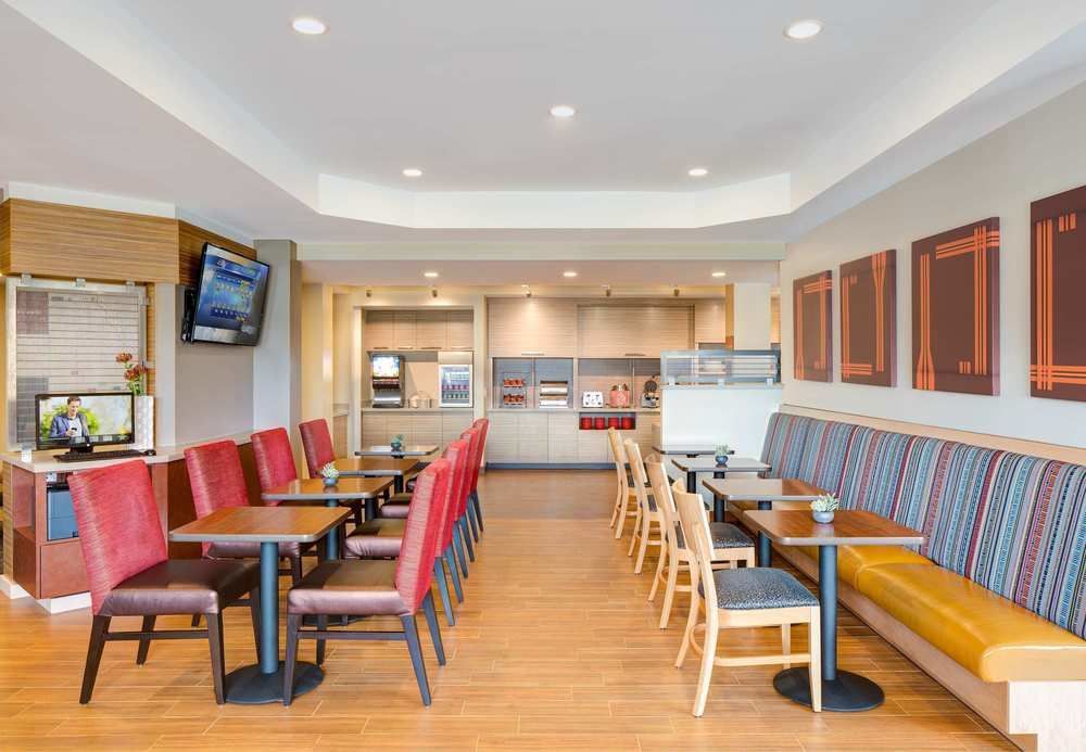 Towneplace Suites By Marriott Kansas City Airport Dış mekan fotoğraf